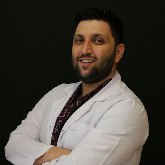 Uzm. Dt. Gün Burak Tek